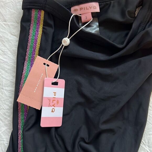 PILYQ BLACK, One shoulder w/ multi color side stripes - Picture 5 of 6